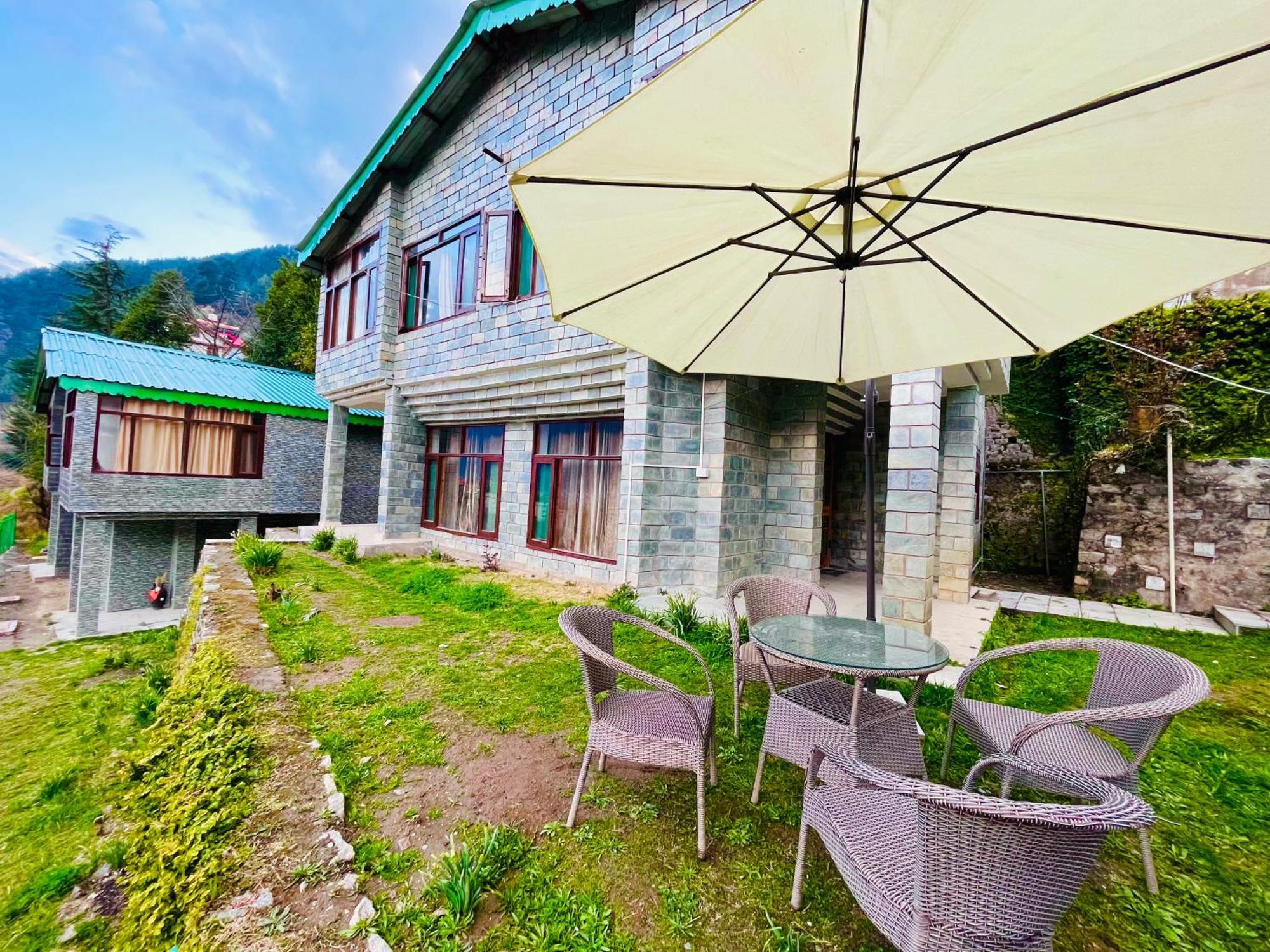 Himalayan Nomad Cottage, Manali - Manali (Himachal Pradesh) — Photos 1